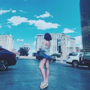 Meet your Posher, Esther